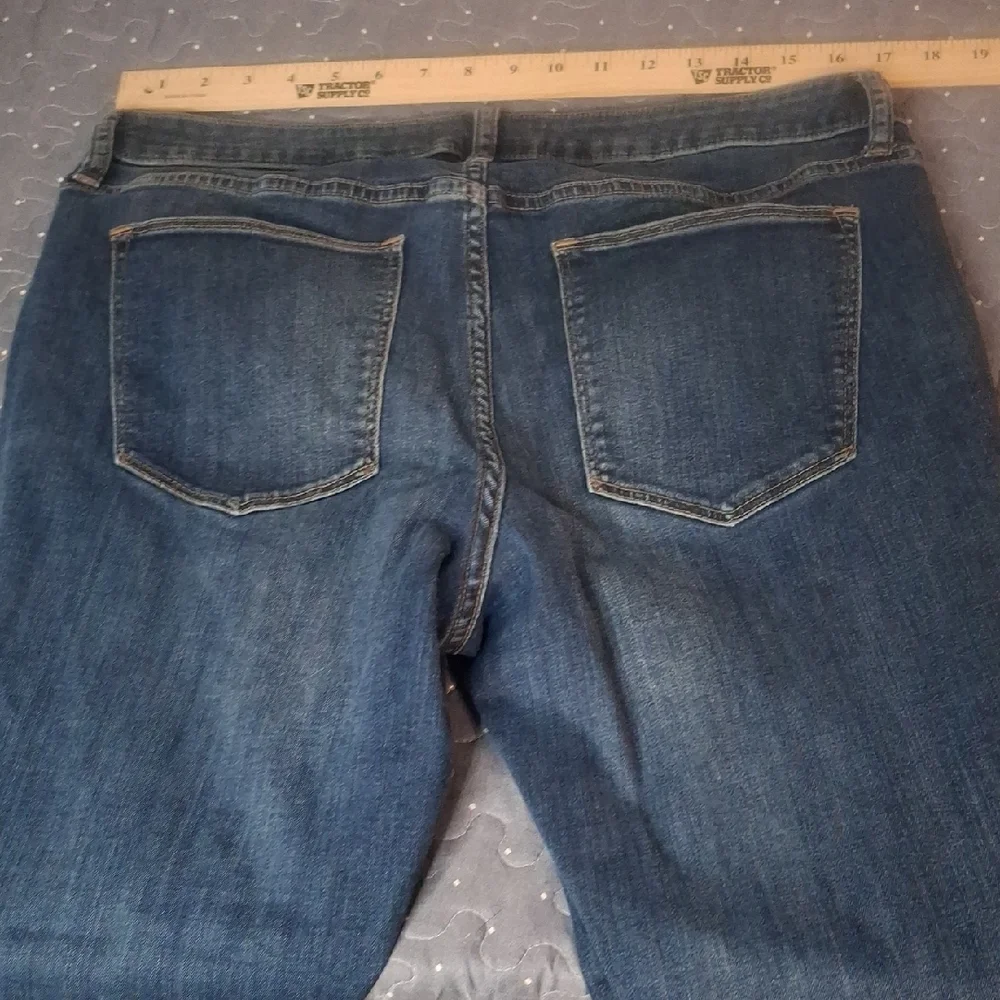 Gap Curvy True Skiiny Jeans size 33